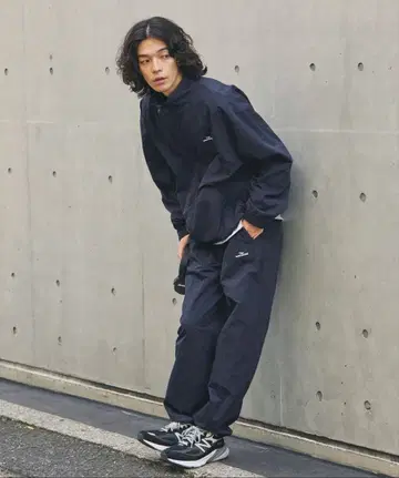 [ 착용 1회 ] The unormwind 네이비 나일론 셋업