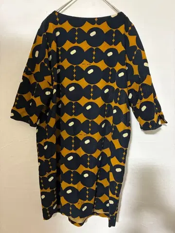 새상품급 PEU PRES 푸푸레 무릎 기장 원피스 캔디 패턴 프리 사이즈