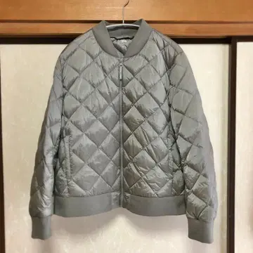 유니클로 울트라 라이트 다운 다이아몬드 퀼트 블루종 그레이 3XL