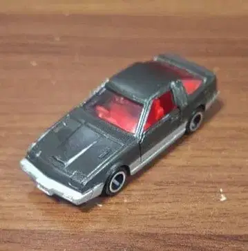 토미카 No.48 미쓰비시 스타리온 2000 터보 1/62