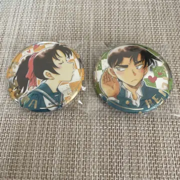 명탐정 코난 중국 한정 캔뱃지 헤이지 & 카즈하