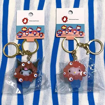 산리오 캐릭터즈 [ 키티 쿠로미 클리어 컬러 키링 ] 2개 세트