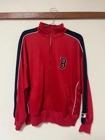 BOSTON 레드 집업 저지