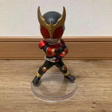 가면라이더 피규어 뿔 달린 헬멧