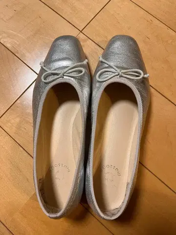 히미코 실버 리본 포함 발레 슈즈 23.5