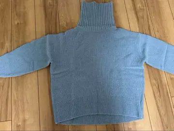 리브 하이넥 스웨터 스카이블루 라이트 블루 그린 라벨 릴랙싱