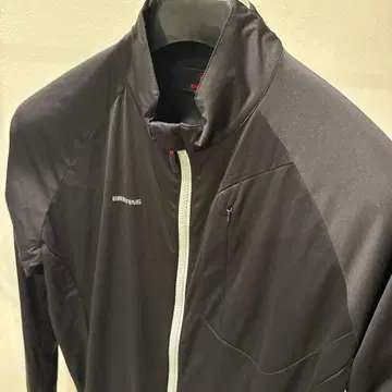 브리핑 벤츠 스트레치 자켓 사이즈 M