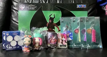 [ 미개봉 ] 원피스 메모리 오브 히로인즈 로빈 악마ver+하위상