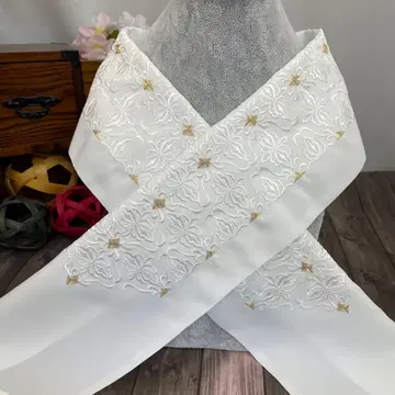 세련되고 멋진 분위기의 자수 장식용 깃 일본제 새상품