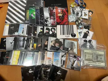 아카니시 진 굿즈 묶음 판매