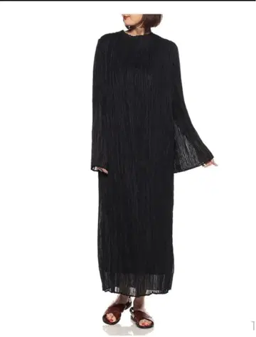 HYKE 플리츠 롱 드레스 사이즈 2