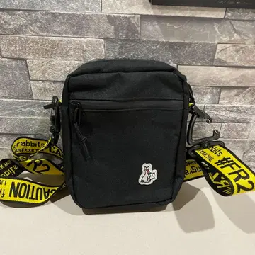 #FR2 블랙 숄더백