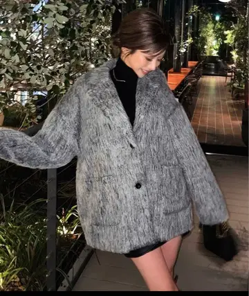 DIANTE 샤기 루즈 미들 코트 완판 그레이 디안테