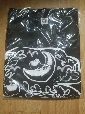 햄햄빵빵 린바스 컴퍼니 mili 테마 롱 T셔츠 XL