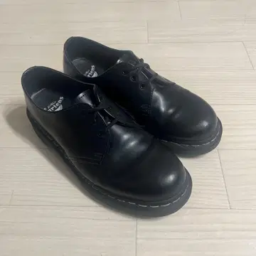 닥터 마틴 블랙 레이스업 슈즈