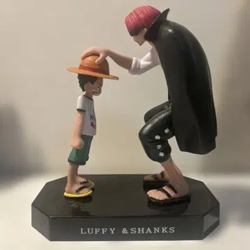 루피 & 샹크스 피규어