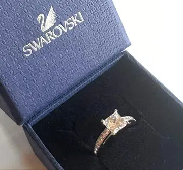 스와로브스키 반지 8.5호