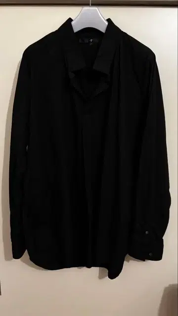 노아이디 풀오버 셔츠