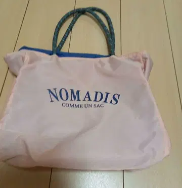 NOMADIS 핑크 핸드백