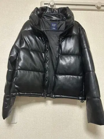 GAP 인조 가죽 퍼퍼 자켓