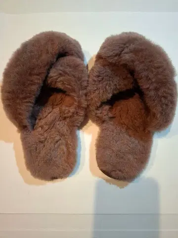 EMU Australia 퍼 샌들 24cm