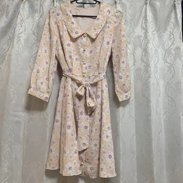 새상품급 레스 빠세 꽃무늬 7부 소매 원피스 38 사이즈