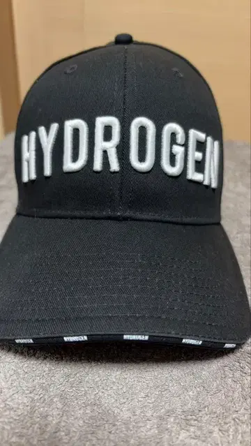 HYDROGEN 블랙 캡