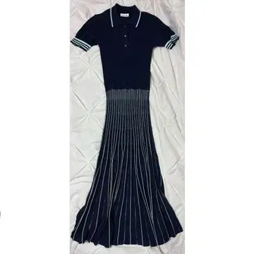 라코스테 반팔 니트 원피스 36 네이비 플리츠