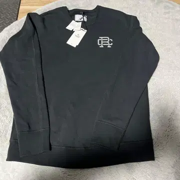 REIGNING CHAMP 블랙 맨투맨 L 사이즈