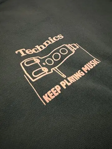 Technics 크루넥 트레이닝복 다크 그린