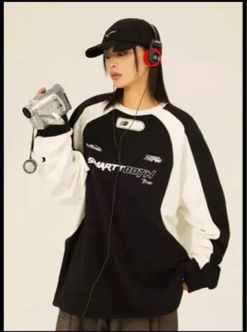 지하인 온라인 SMARTTOOTH 로고 트레이닝복