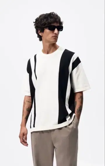 ZARA(자라) 컬러 블록 니트 T셔츠