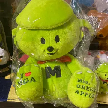 Mrs. GREEN APPLE 메멜 봉제 인형