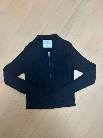 MOUSSY 집업 니트탑