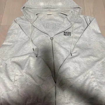 Biker Betty 집업 후드티 그레이