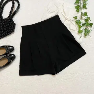 [새상품급] 품절 임박 SLY 스라이 롤업 와이드 숏팬츠 블랙