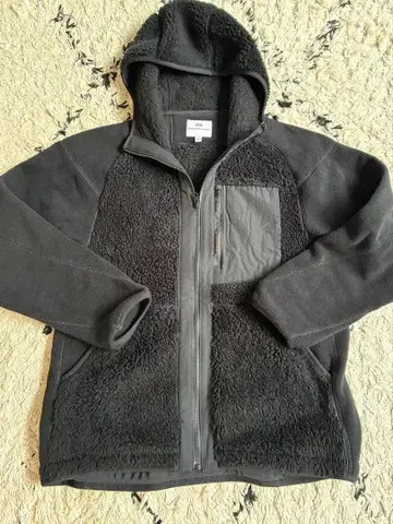 유니클로 화이트 마운티니어링 플리스 자켓 S