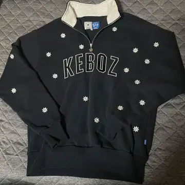 보즈 닉기어 콜라보 하프 지퍼