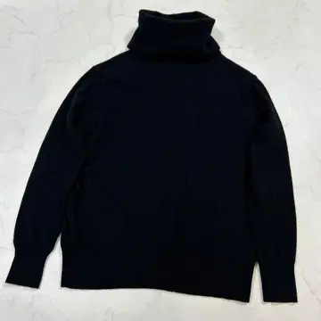 유니클로 캐시미어 100% 터틀넥 니트 블랙 XL