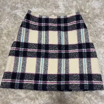 (미사용 새상품) 질스튜어트 케니 체크 스커트