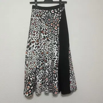 LAGUNAMOON 레오파드 무늬 플레어 스커트