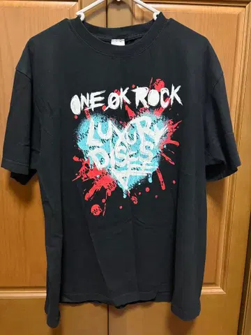 ONE OK ROCK LUXURY DISEASE T XL 블랙