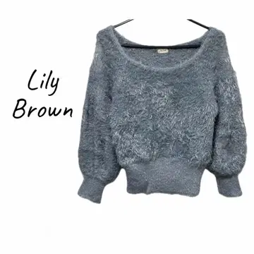 릴리 브라운 장미 자수 퍼 7부 소매 니트탑