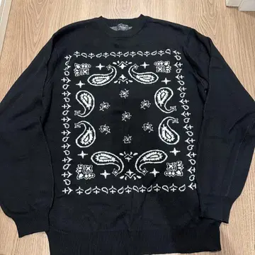 RODEO CROWNS 페이즐리 무늬 니트 스웨터