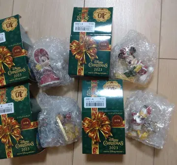 디즈니 크리스마스 미니 피규어 컬렉션