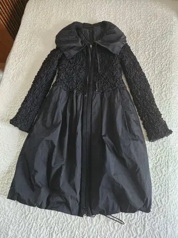 히로코코시노 롱 코트