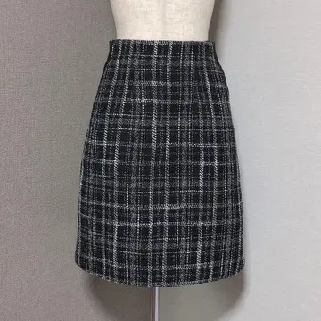 미슈마슈 체크 트위드 가죽 파이핑 타이트 스커트