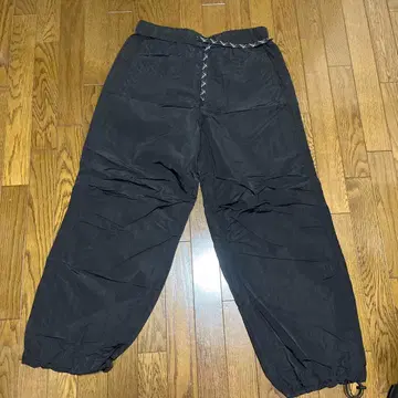 ZARA 나일론 팬츠