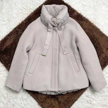 [ 새상품급 ] ANAYI 아나이 절개 다운 숏코트 완판템 36