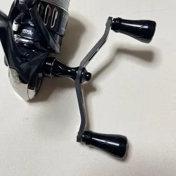 고메쿠사스 더블 핸들 낚시릴